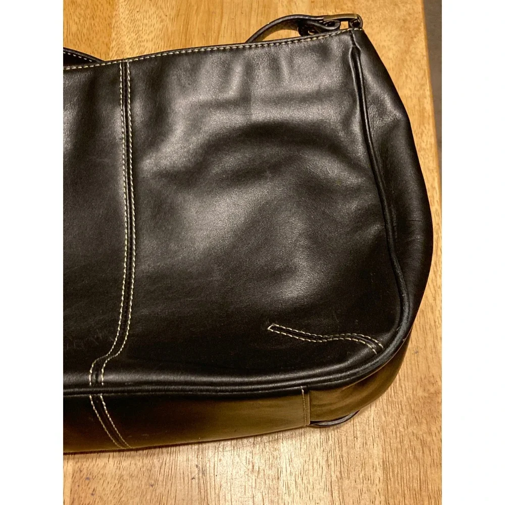 Etienne Aigner Black Leather Crossbody Bag Gold Logo Stitch Detail Hobo